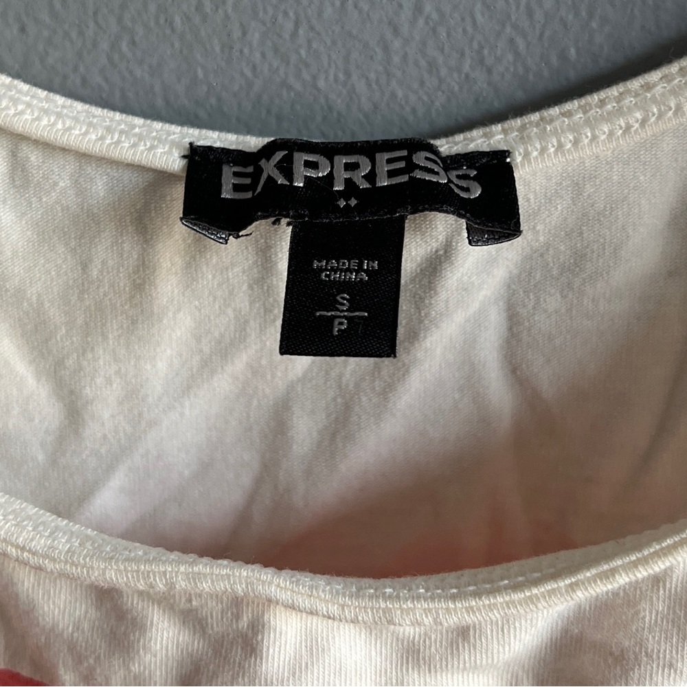 Express Top - Picture 2 of 3